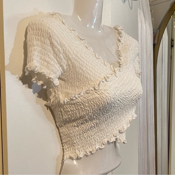 Heart and Hips Off White Criss Cross Stretchy Crop Top Size S NWT - Picture 3 of 16